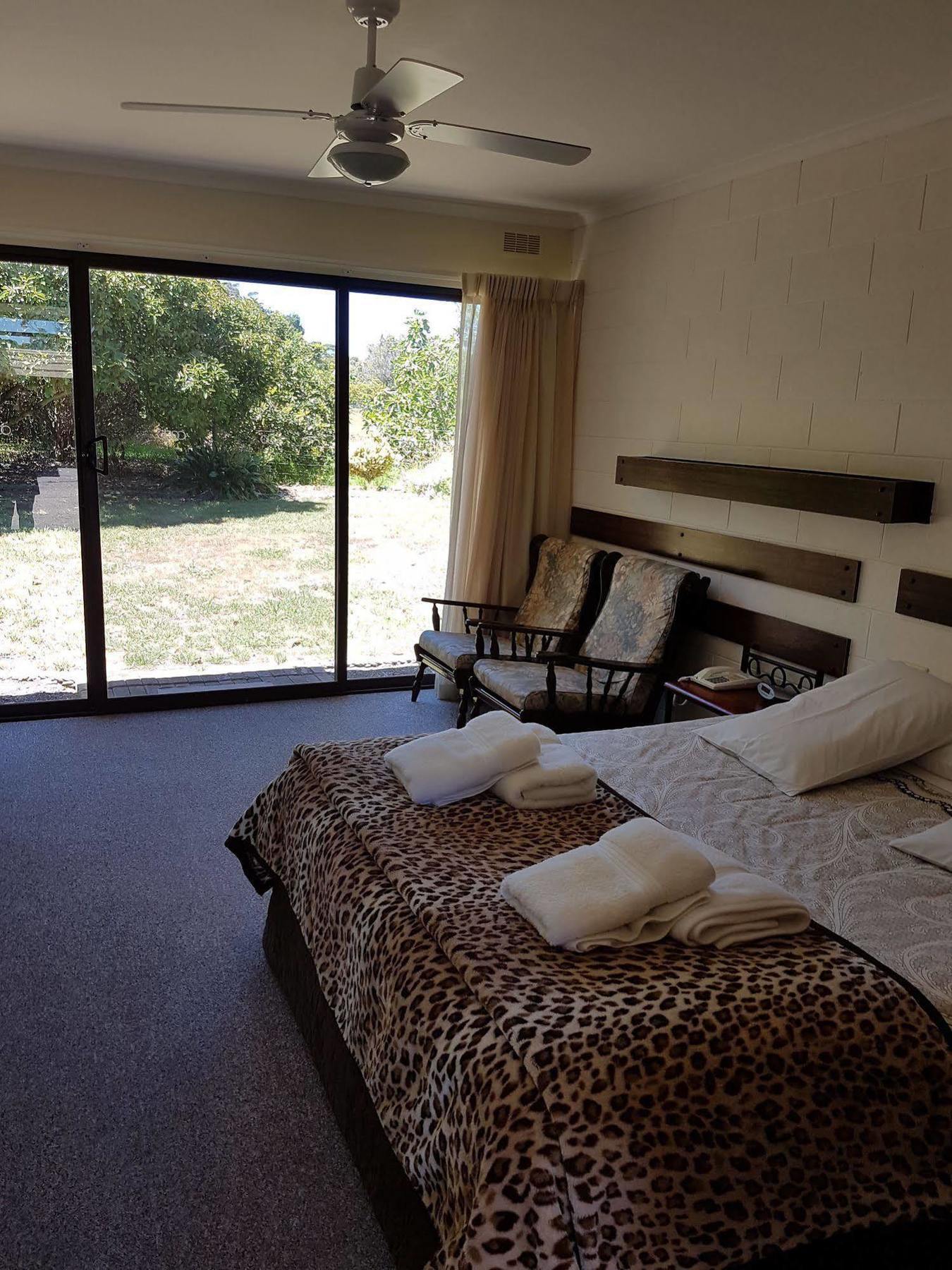 Toora Lodge Motel Exterior photo